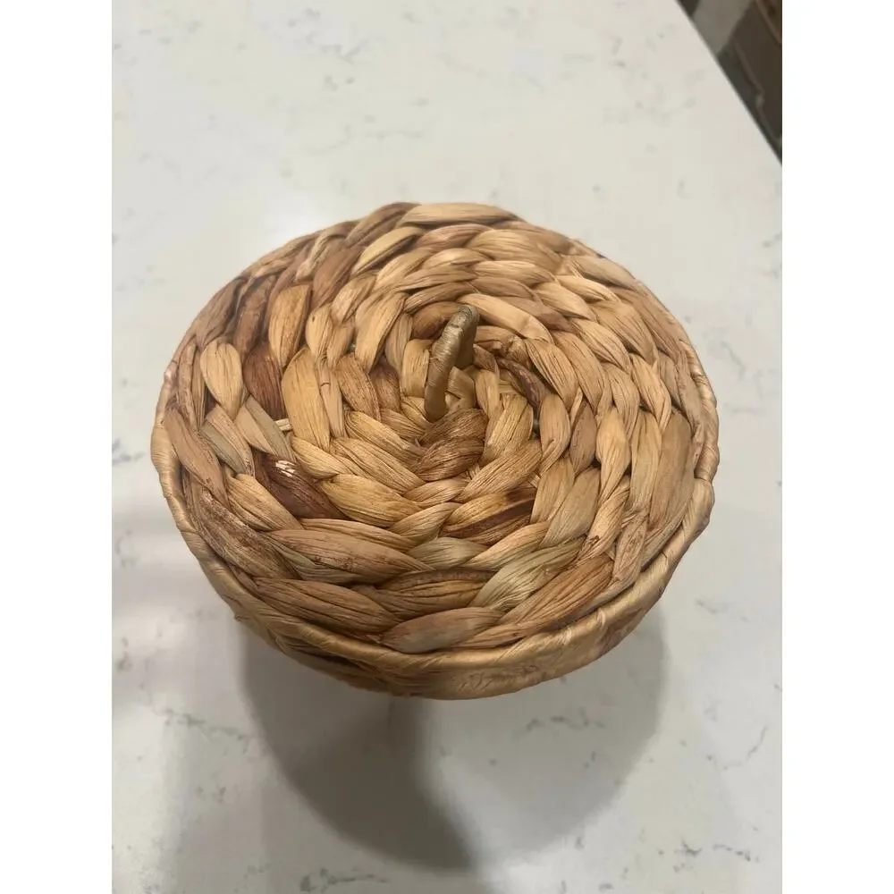 NWT Small Circle Woven Canister